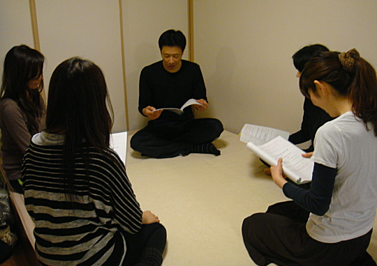 大阪柔軟ストレッチ教室のストレッチ講義